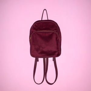 Plum mini backpack 🐥